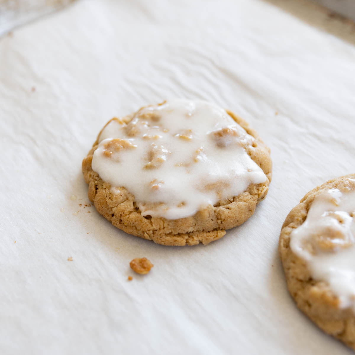 Soft Oatmeal Cookies with Icing