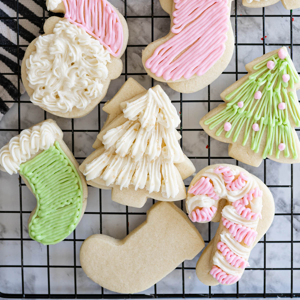 Christmas Sugar Cookies with Easy Frosting